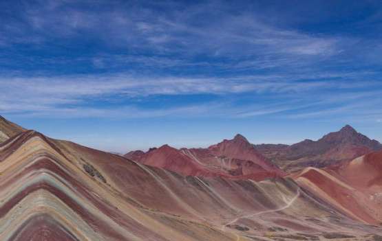 Peru Legendário com a Montanha 7 Cores Peru Legendário com a Montanha 7 Cores